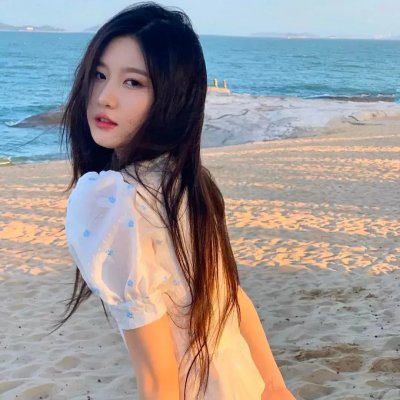 在光影中漫步:罗比穆勒